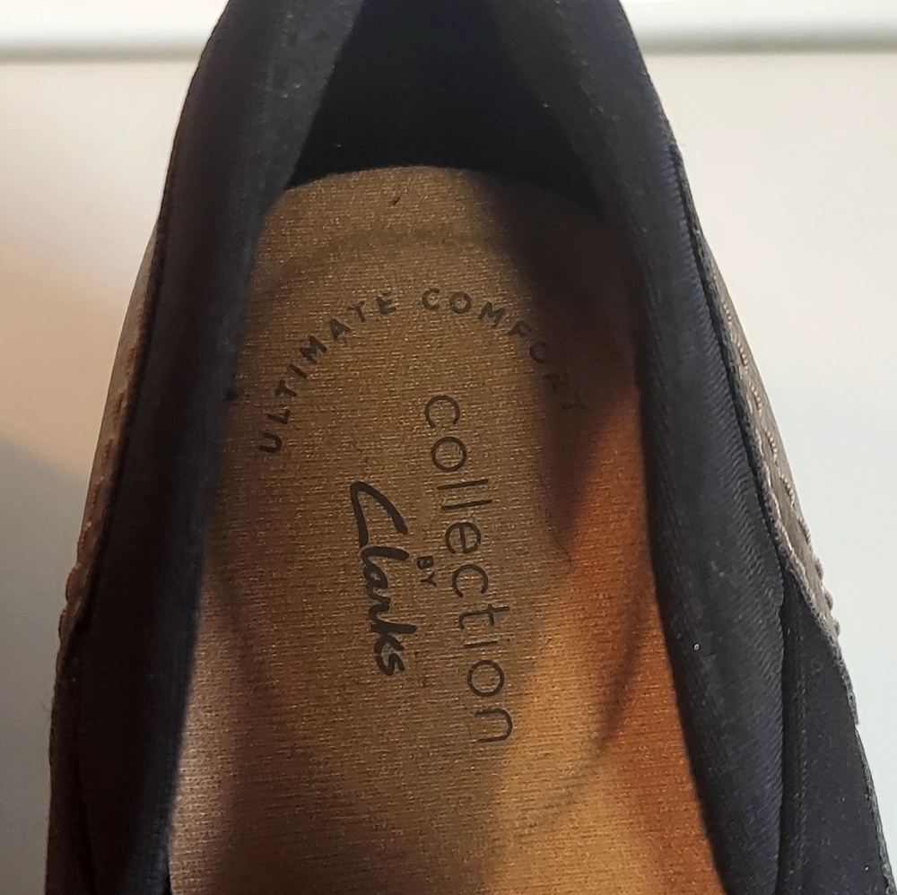 NWT Clarks Women's Emily Amelia Metallic Bronze Size 9 Wide - Picture 6 of 7